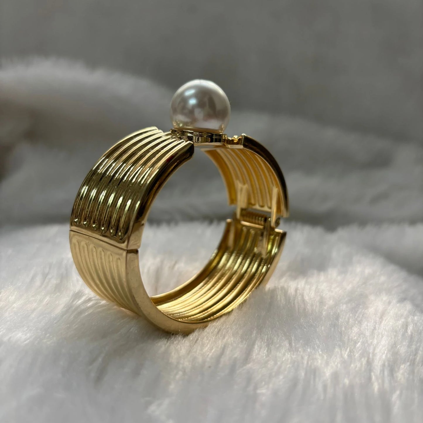 Pearl Ridge Royale Gold Finish Kada
