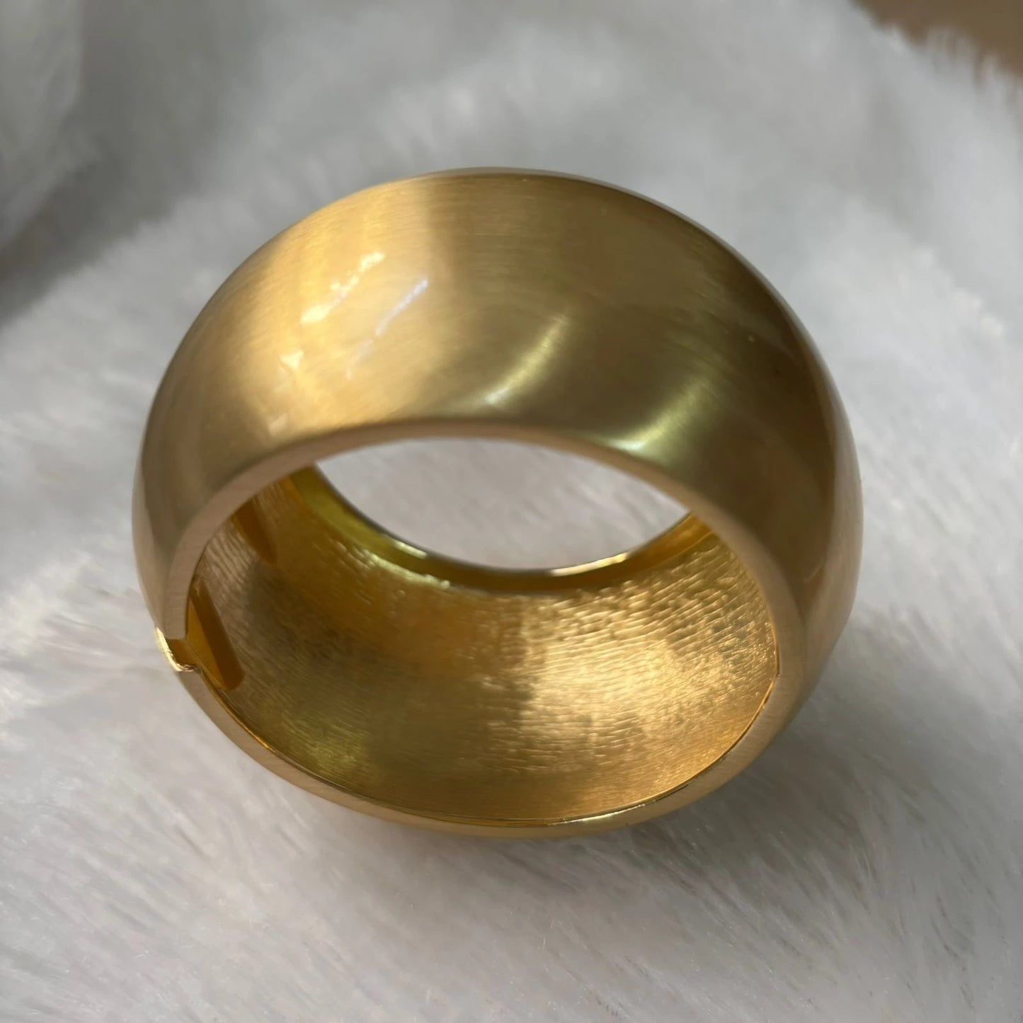 Solara Luxe Wide Gold Kada