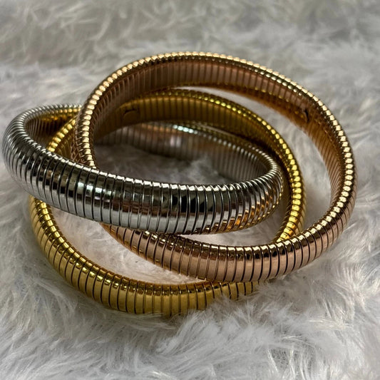 Elara Trinity Coil Kada Set