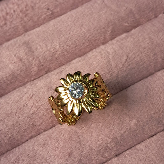 Sunburst Diamond Bloom Ring