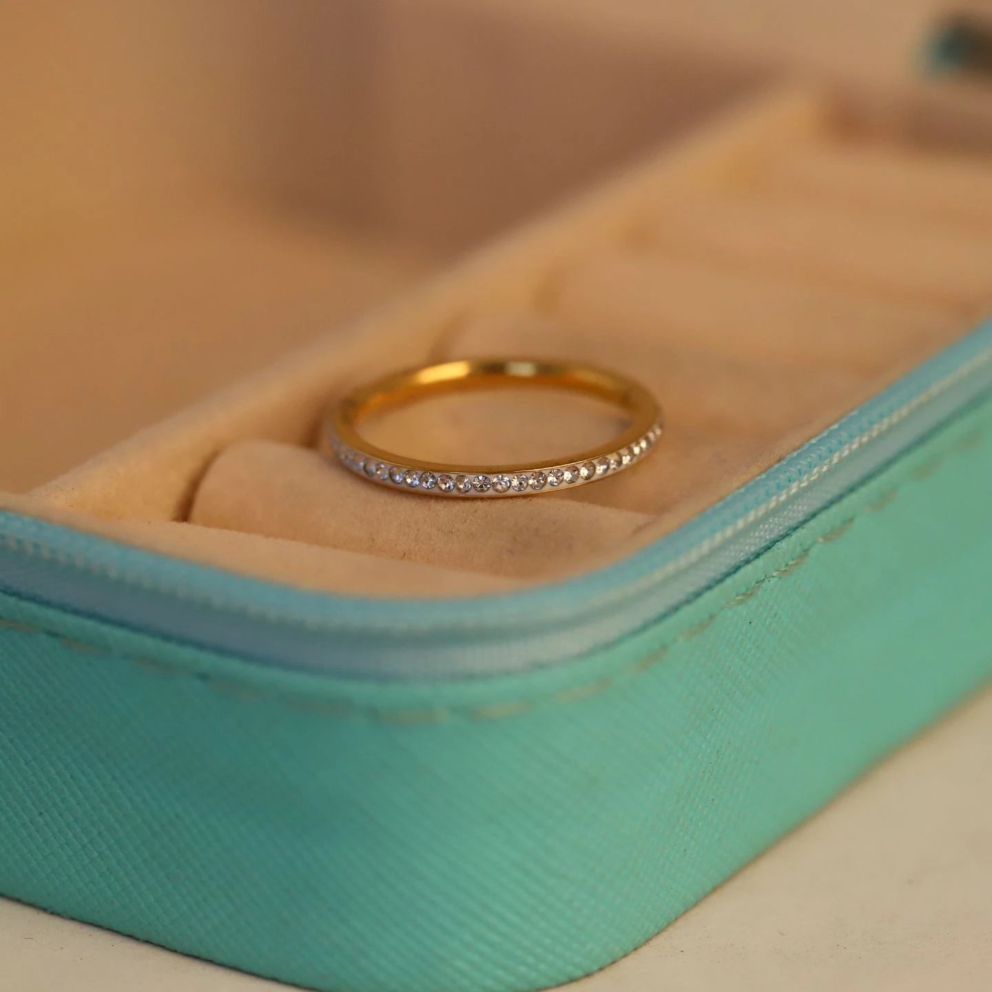 Crystal Chain Dual Band Ring