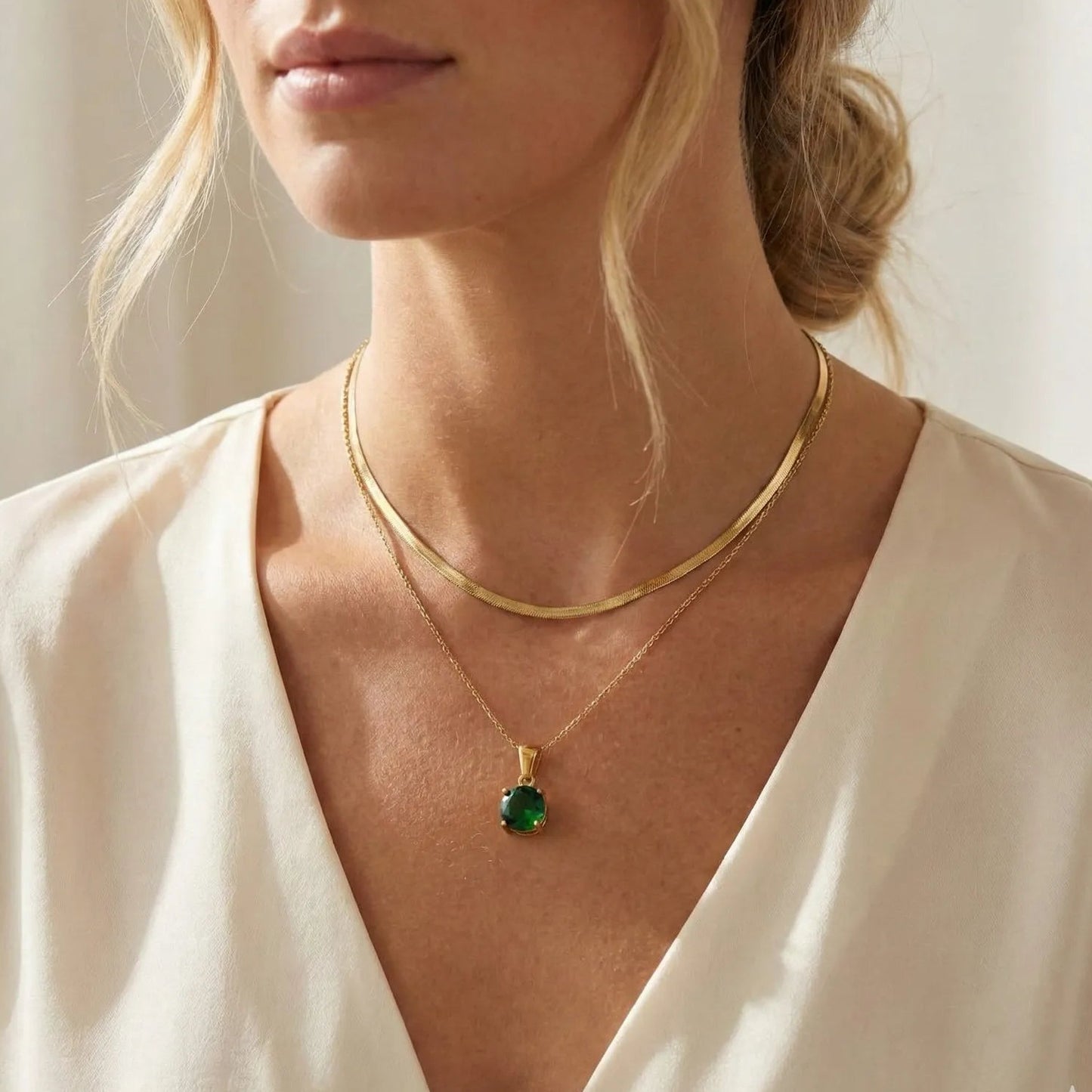 Gold Diamond Pendant Necklace