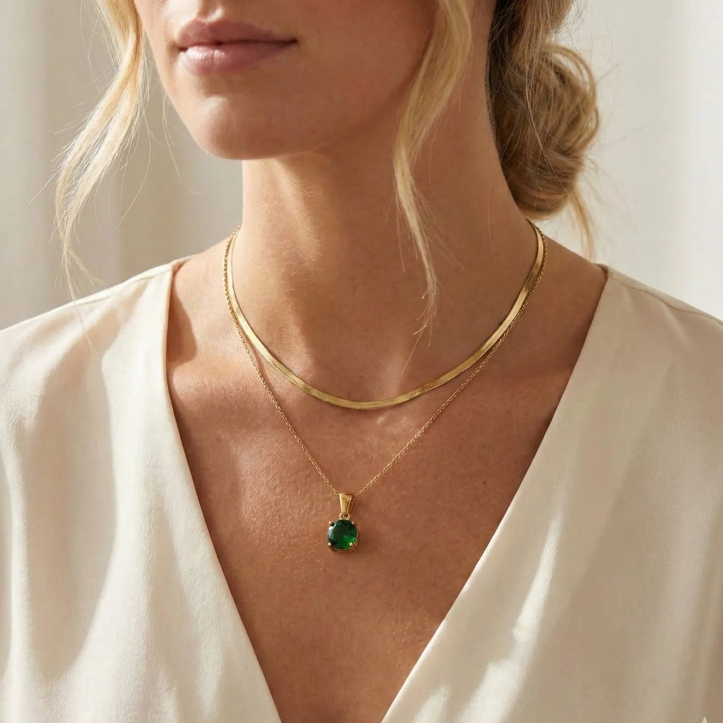 Gold Diamond Pendant Necklace