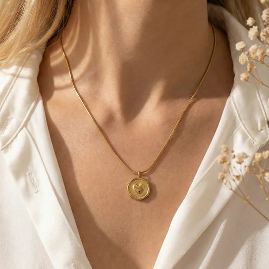 Antitarnish Heart Medallion Necklace