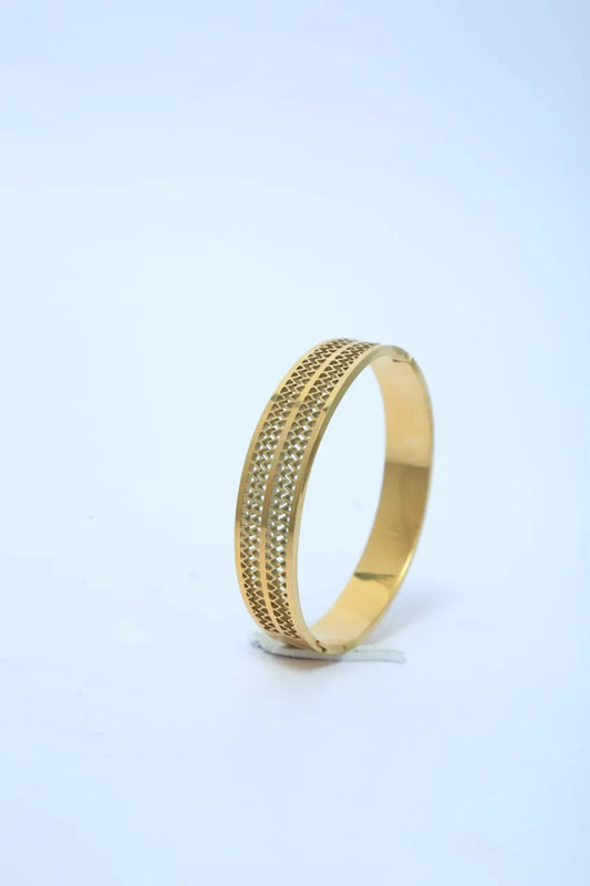 Gold-Plated Mesh Cut-Out Kada Bracelet – Elegant & Timeless