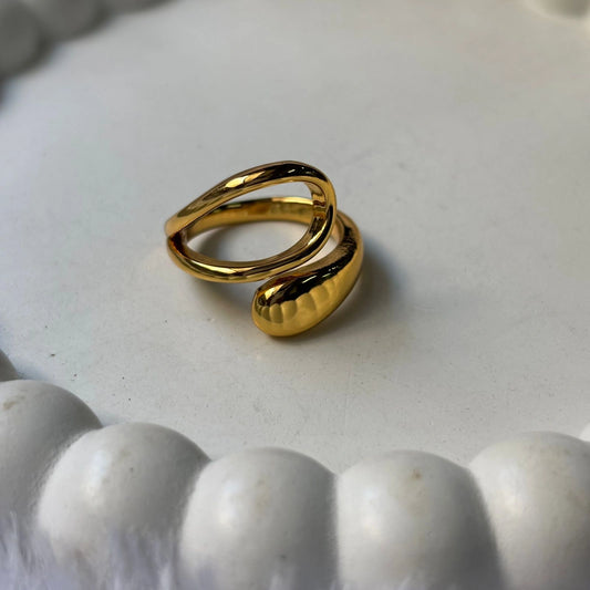 Modern gold curve ring