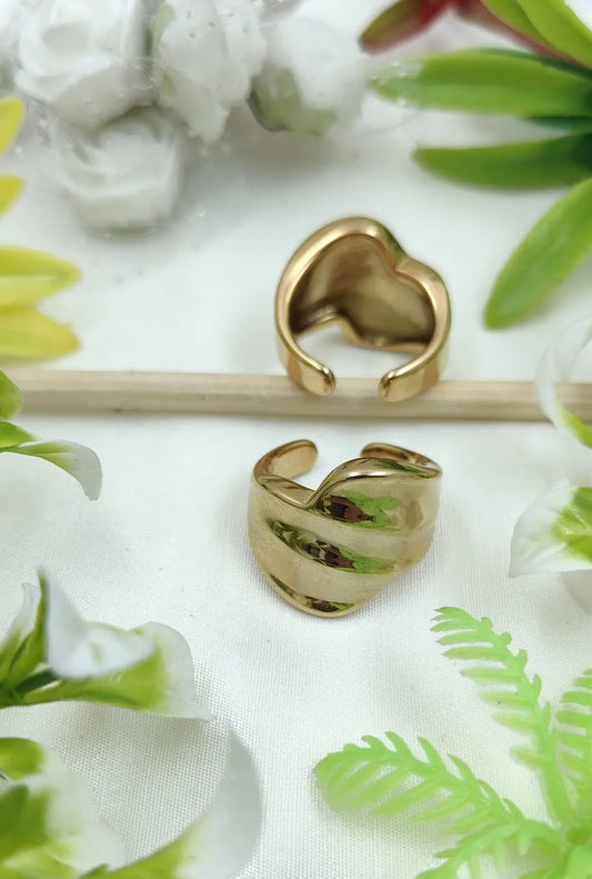 Twisted Heart Ring