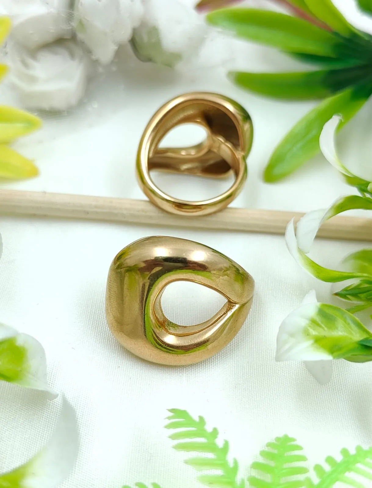 Sculpted Gold Ring