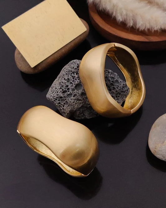 Neer Flow Brass Kada