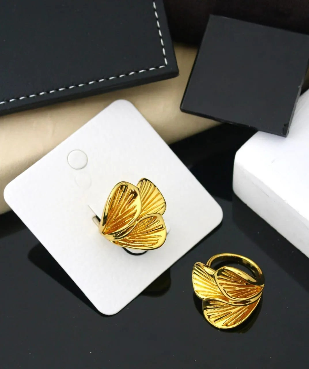 Flora Fan Petal Ring