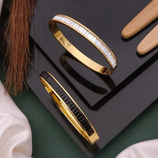 Baguette White Accents kada