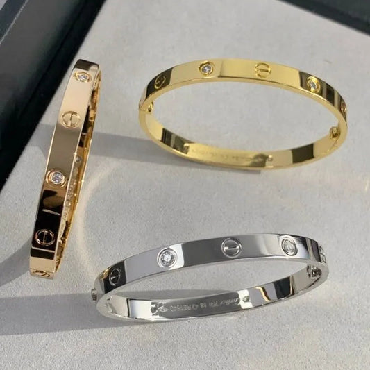 Velmora Trinity Luxe Cartier  Kada