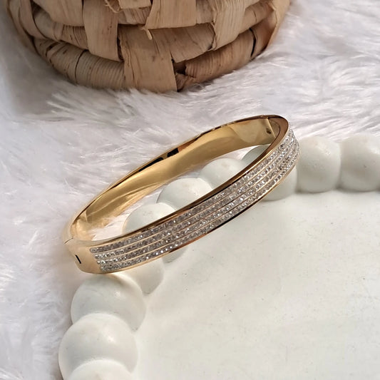 Crystal Radiance Gold Kada