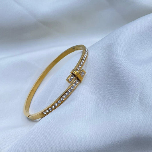 Crystal Lock Luxe Gold Kada
