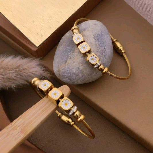 Swarna Daisy Bead Kada
