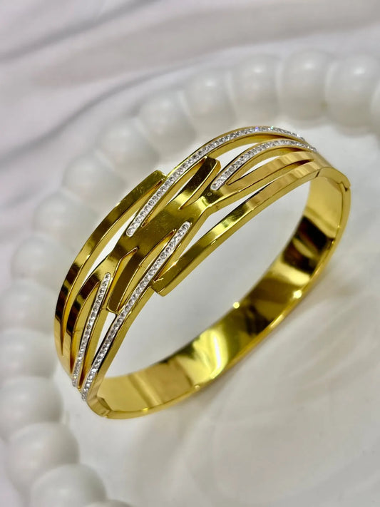 Diamond Line Gold Kada