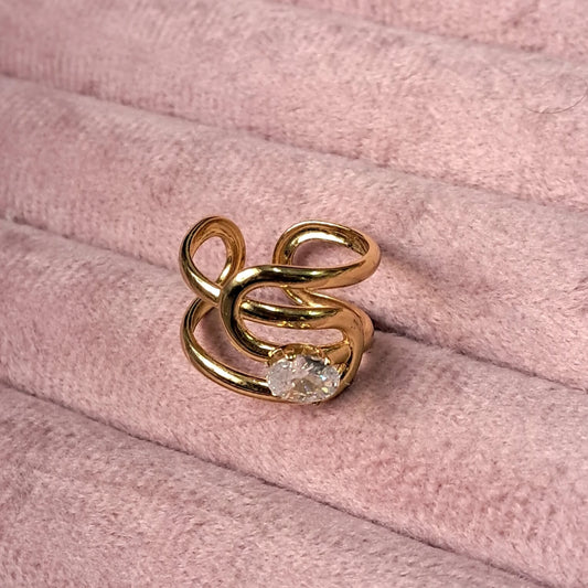 Elegant Swirl Oval Diamond Ring