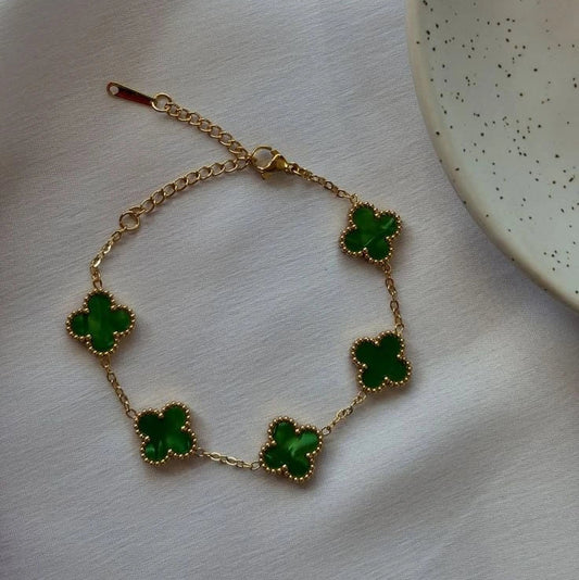 Emerald Clover Chic Bracelet