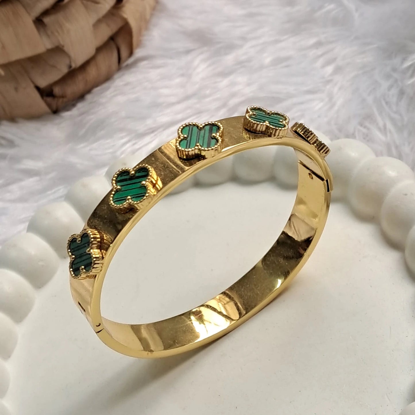 Emerald Clover Gold Kada