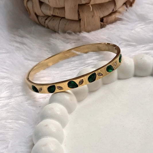 Emerald Crystal Gold Kada