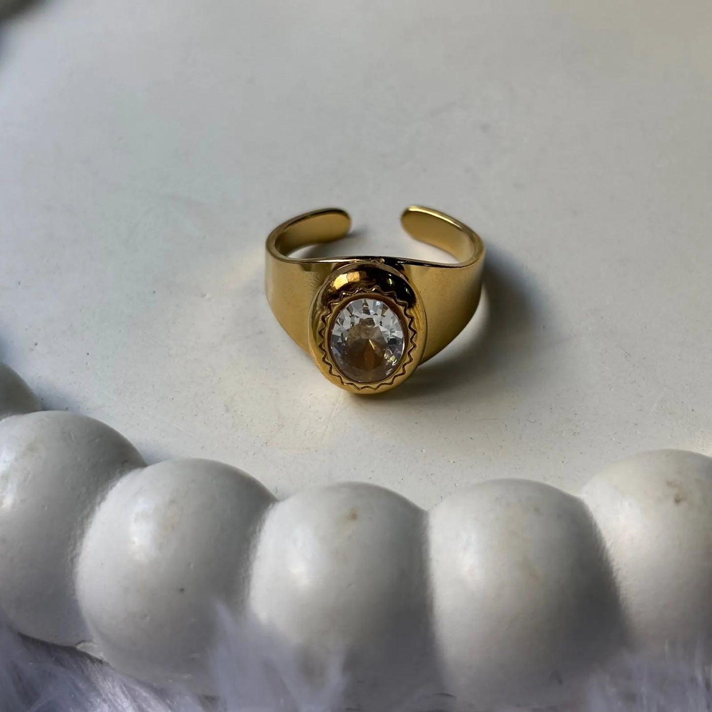 Golden Vintage Oval Anti-Tarnish Ring