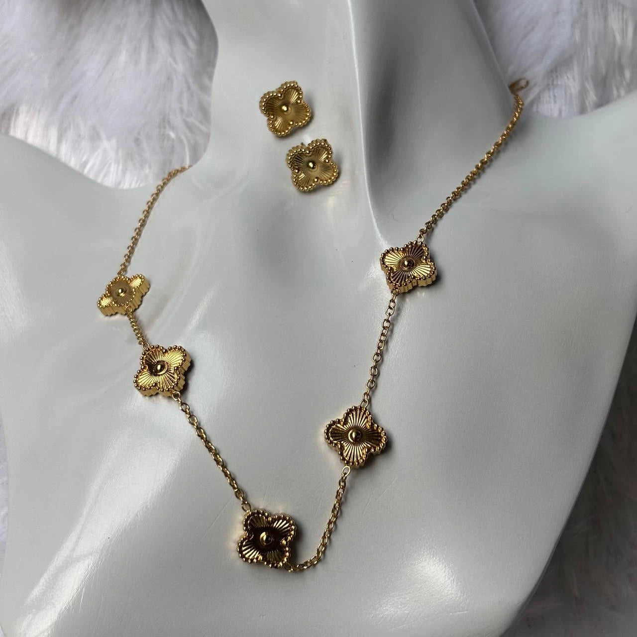 Golden Blossom Clover Gold Necklace & Earring Set
