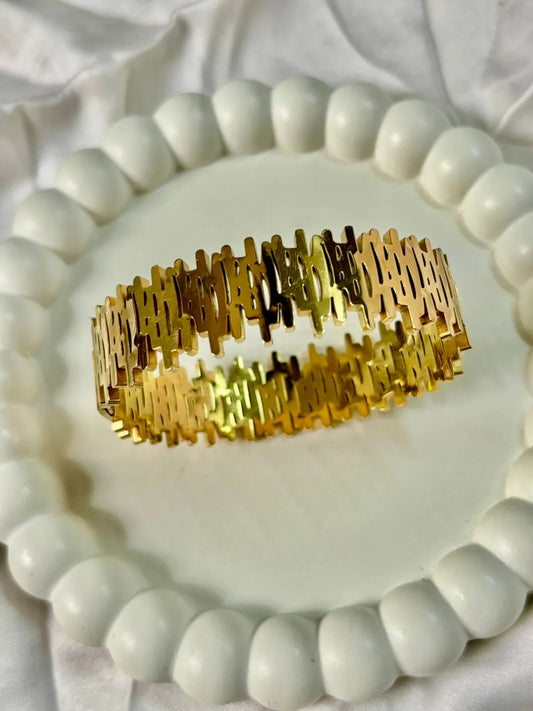 Golden Cutout Kada