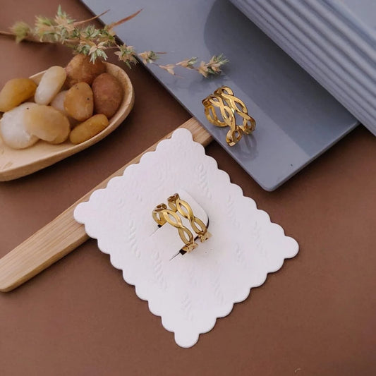 Aurelia Infinity Weave Gold Ring