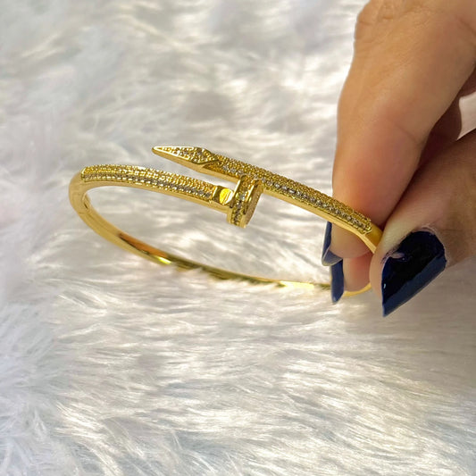 Auric Nail Luxe Kada