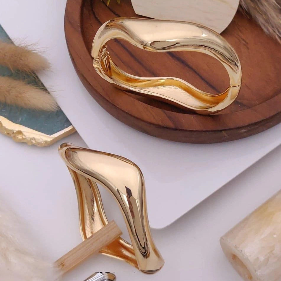 Imperial Wave Gold Kada