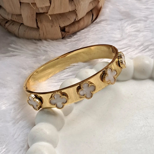 Ivory Clover Luxe Gold Kada