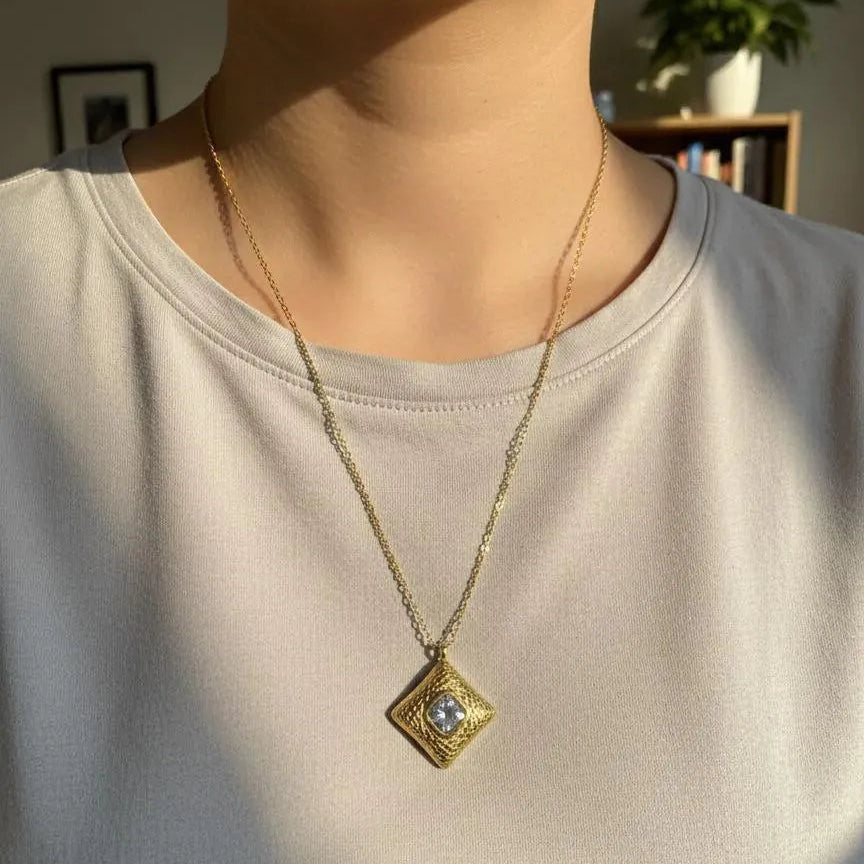 Luxe Diamond Frame Necklace
