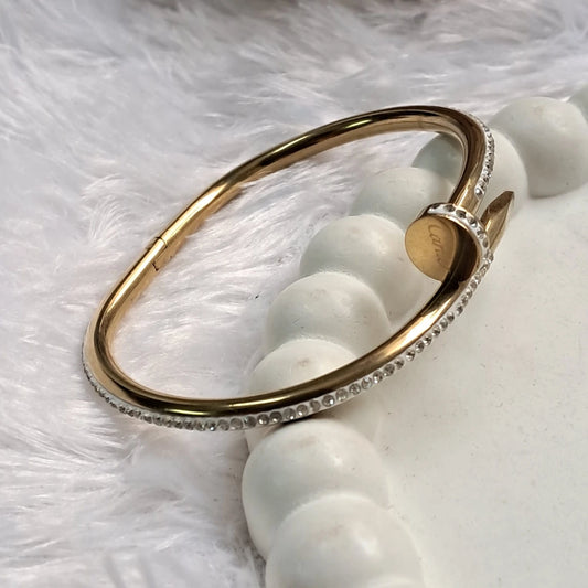 Luxury Nail Crystal Gold Kada