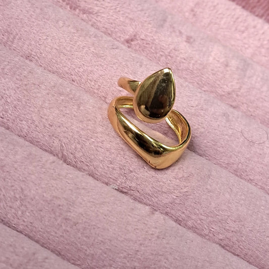 Minimal Teardrop Statement Ring