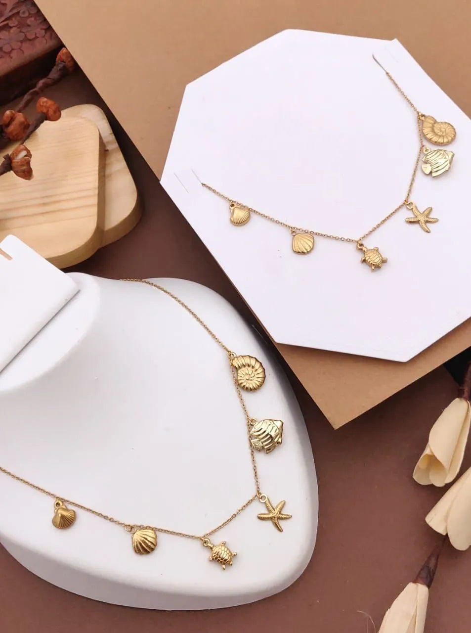 Beach life necklace