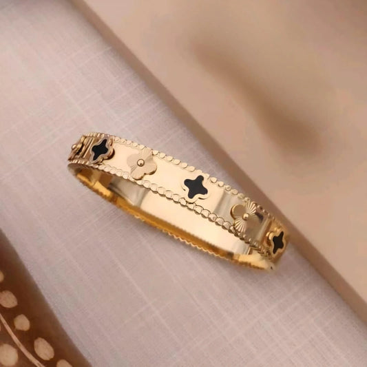Noir Floral Gold Kada