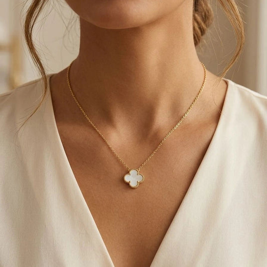 Pearl Clover Charm Necklace (Mini)