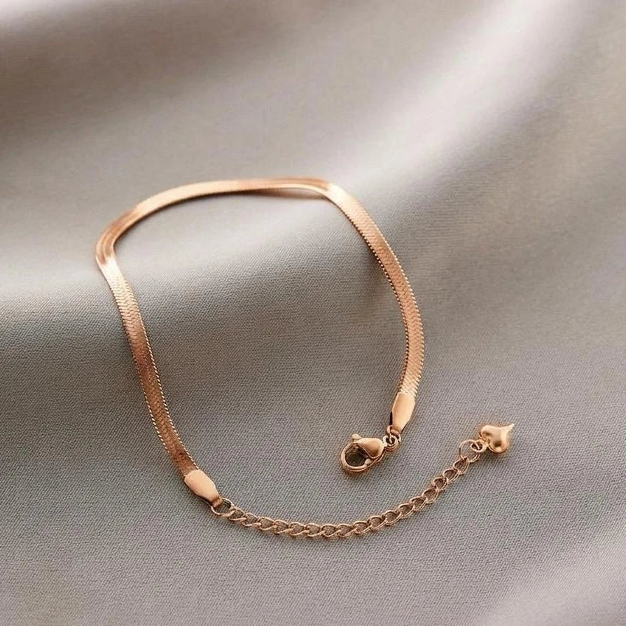Roselle Snake Chain Bracelet