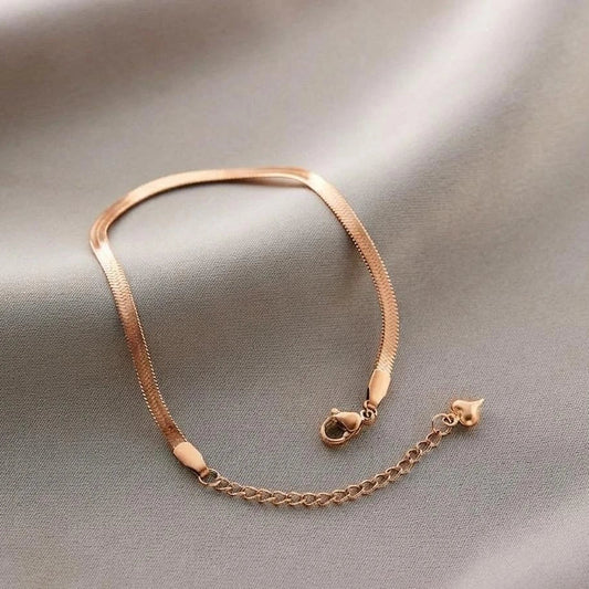 Roselle Snake Chain Bracelet