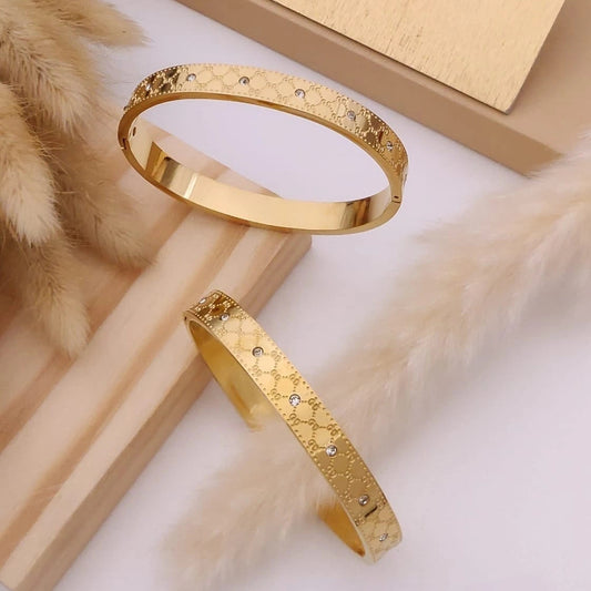 Royal Crystal Engraved Kada