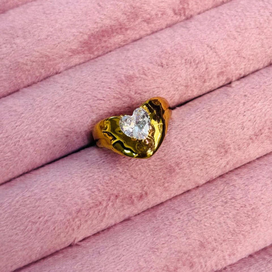 Royal Heart Glow Ring