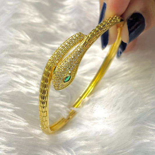 Royal Emerald Serpent Kada