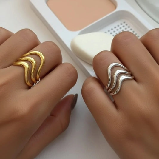 Serene Wave Duo Ring