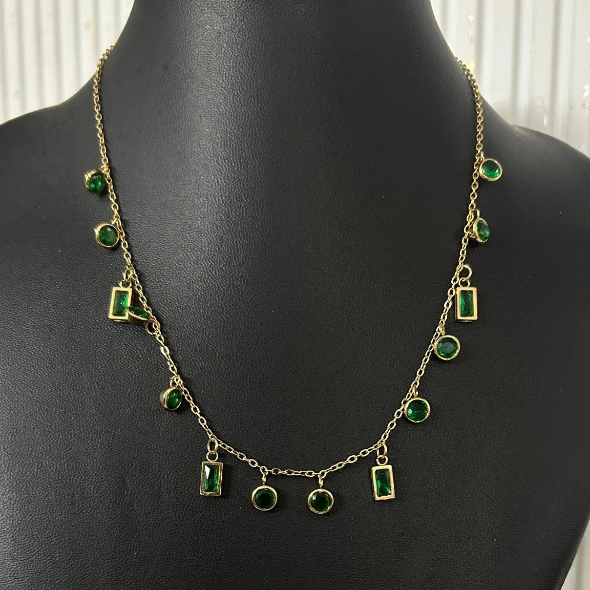 Green Gemstone Chain Tanmaniya Necklaces
