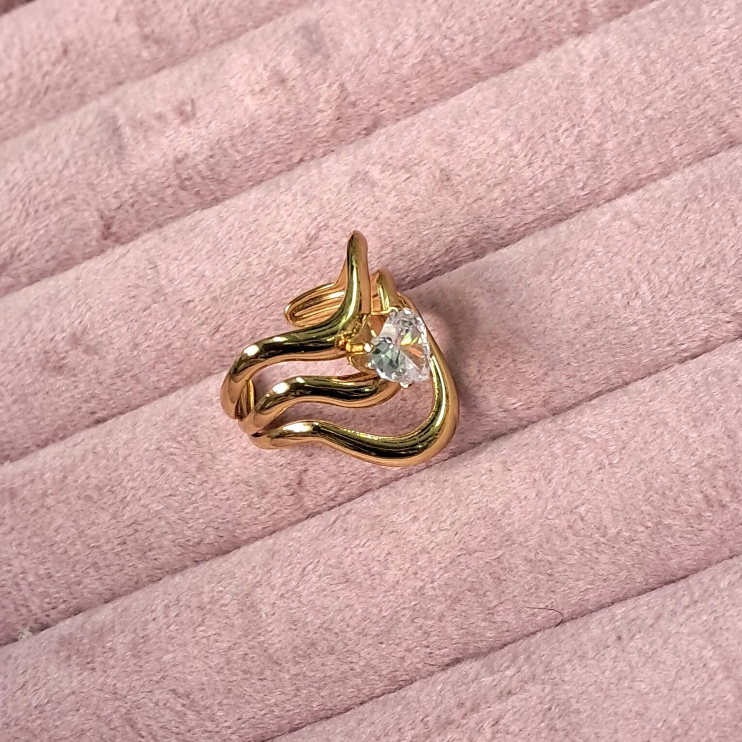 Wave Heart Crystal Gold Ring