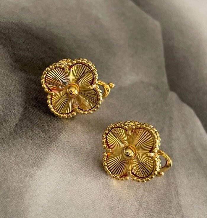 Aurelian Halo Clover Earrings