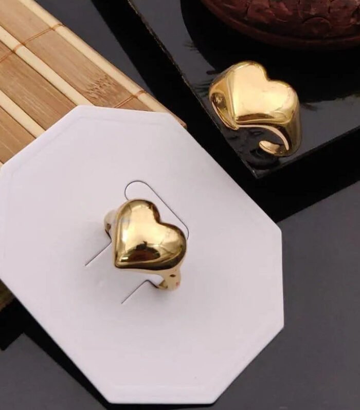Golden Bold Heart Anti-Tarnish Ring
