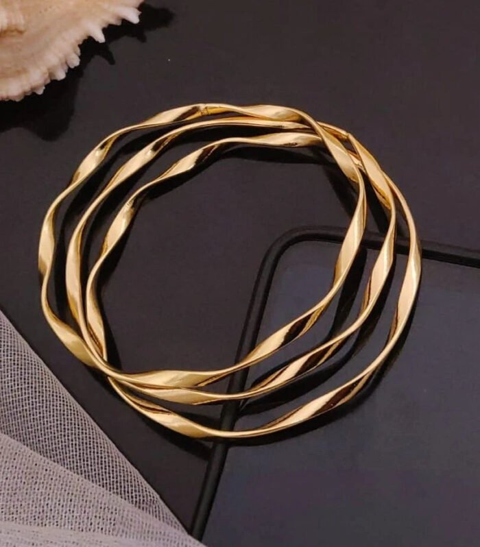 Golden Twist Aura Bangles (3SET)