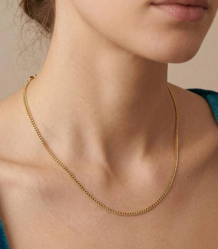 Minimal Gold Chain Necklace
