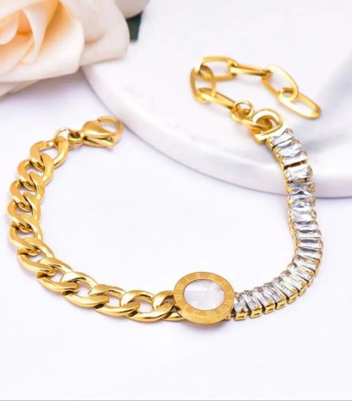 Chic Gold and Crystal Chain Bracelet